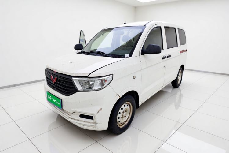 Used Wuling Hongguang V 2019 1.5L Jingqu Version China VI LAR