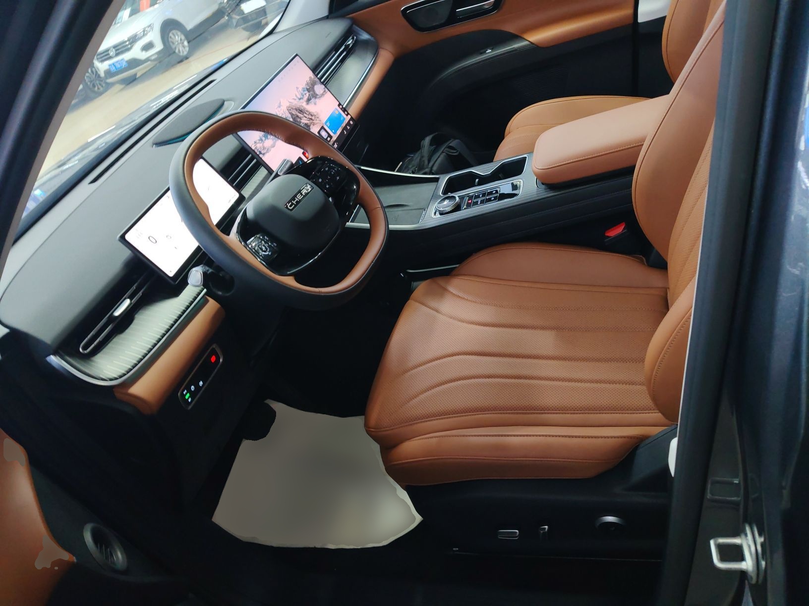 المقاعد الأمامية داخل السيارة