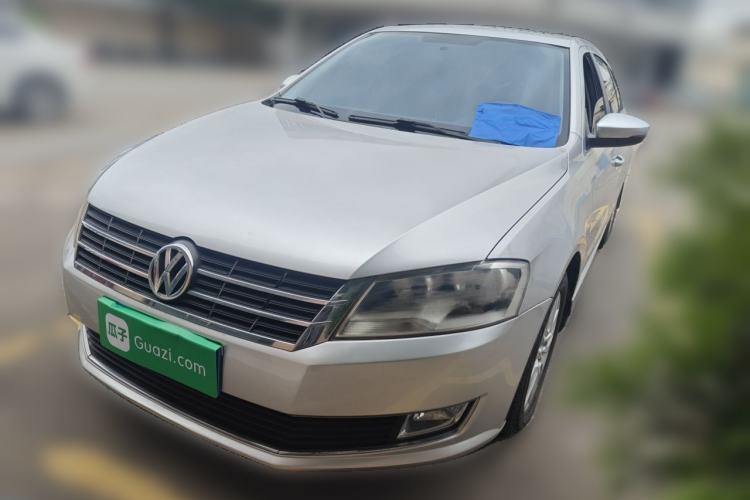 Used Volkswagen Lavida 2013 1.6L Manual Comfort Edition