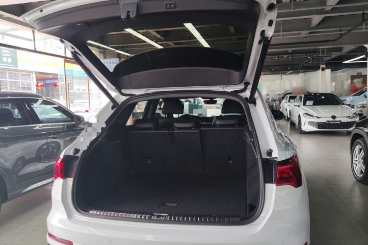 Used Audi Q3 2024 35 TFSI Fashion Dynamic Edition
