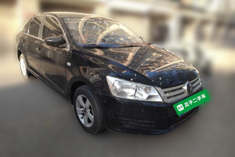 Used Volkswagen Santana 2015 1.6L Manual Fashion Edition Front Right 45 Deg