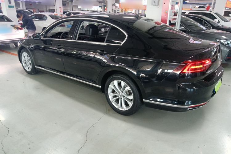 Used Volkswagen Magotan 2019 330TSI DSG Luxury Model China V Standard
