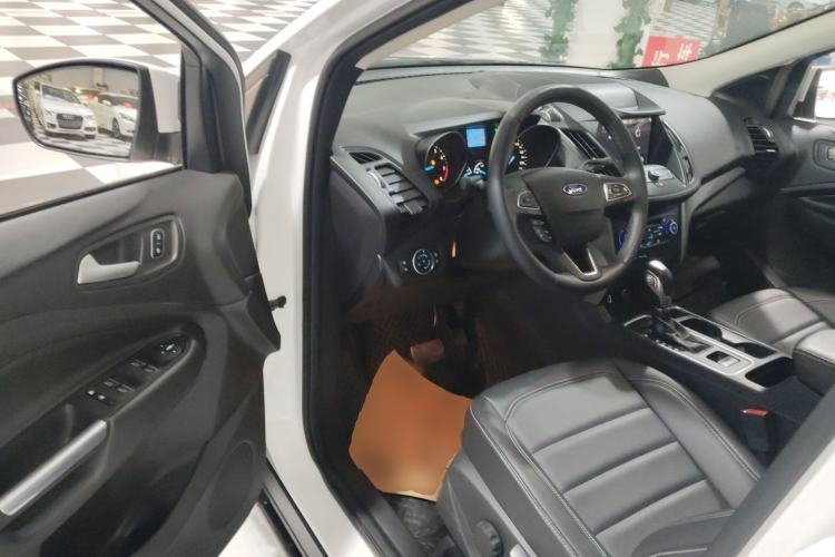 Used Ford Kuga 2019 EcoBoost 180 Two-Wheel-Drive Platinum Edition China VI Standard