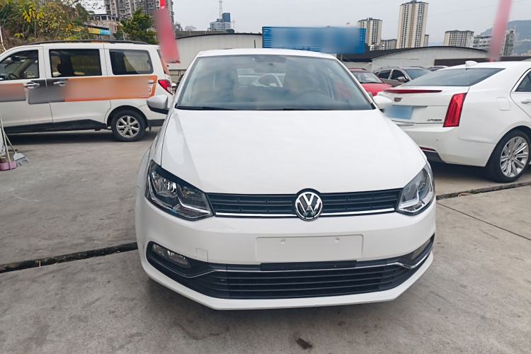 Used Volkswagen Polo 2016 1.6L Automatic Comfort Model
