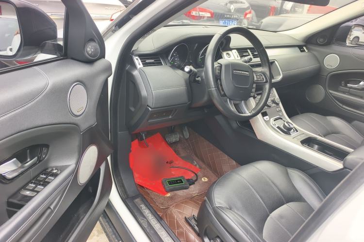 Used Land Rover Range Rover Evoque 2018 240 PS SE DYNAMIC Smart Edition