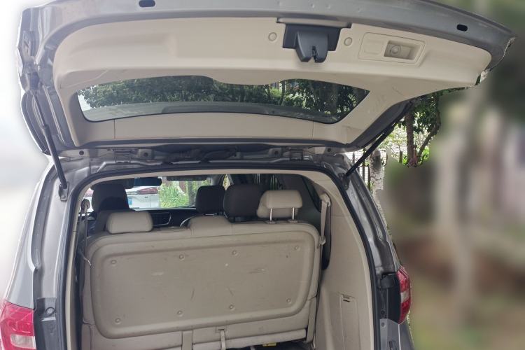 Used Buick GL8 2018 28T Luxury Model China VI Standard Trunk