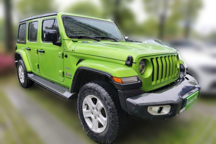 Used Jeep Wrangler 2019 2.0T Sahara 4-Door Version China V Standard Front Right 45 Deg