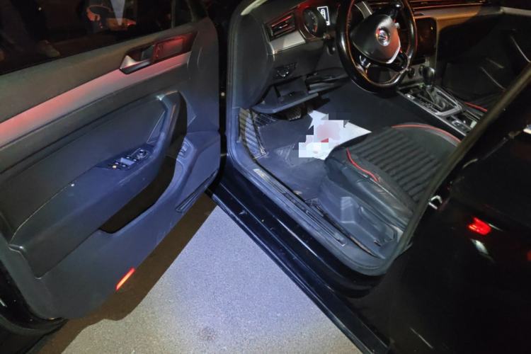 Used Volkswagen Magotan 2017 280TSI DSG Comfort Model Driver Seat