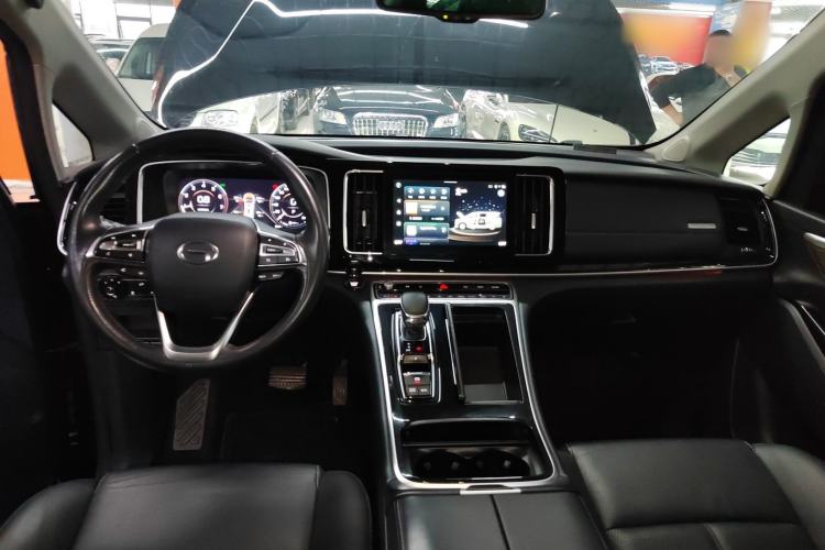 Used GAC Trumpchi M8 2023 Lingxiu Series 390T Prestige Edition Center Console