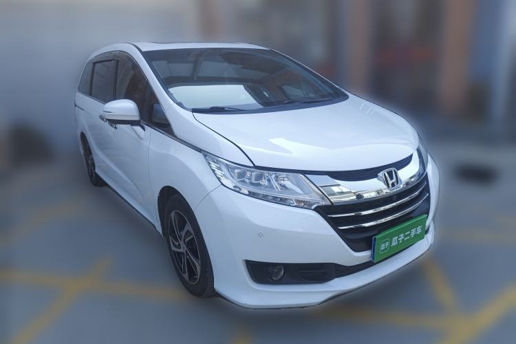 Used Honda Odyssey 2015 Revised Version 2.4L Supreme Edition