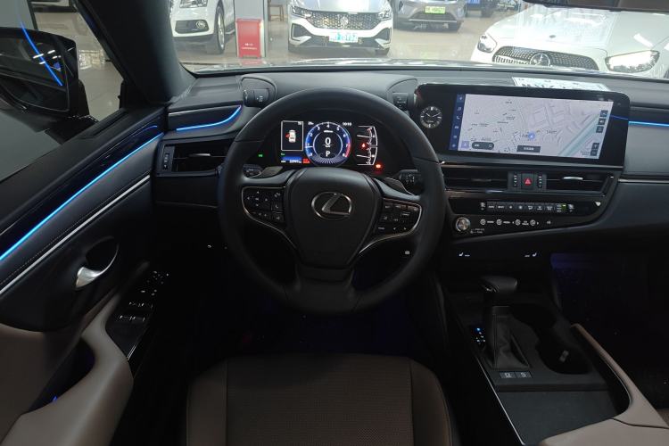 Used Lexus ES 2023 200 Excellence Edition