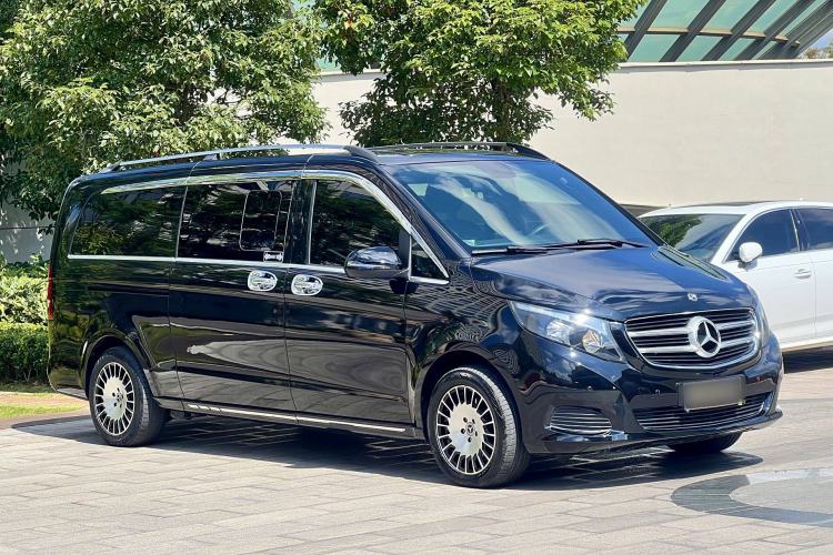 Used Mercedes-Benz V-Class 
