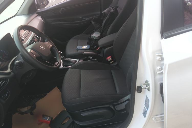 Used Hyundai Celesta 2018 1.6L Automatic GL Enjoyment Version China V Standard