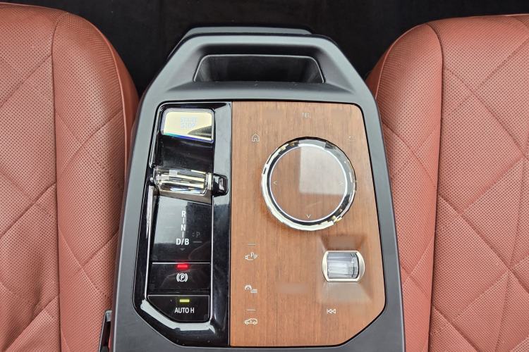 Used BMW iX 2022 xDrive50 Gear Lever