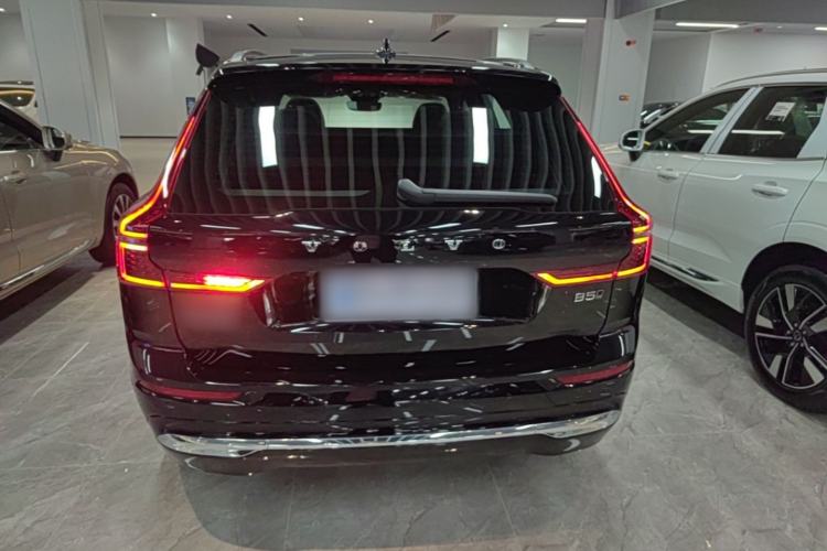 Used Volvo XC60 2026 B5 4x4 Smart Luxury Edition