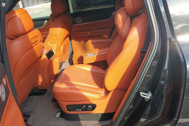 Used Hima AITO M9 2024 Range-Extended Ultra Version 42 kWh 6-Seater Model
