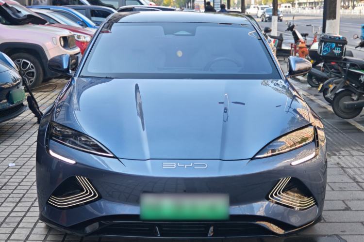 Used BYD Seal 2022 550 km Standard Range Rear-Wheel Drive Prestige Version
