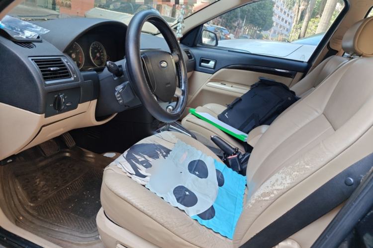 Used Ford Mondeo 2004 2.0L Deluxe Edition
