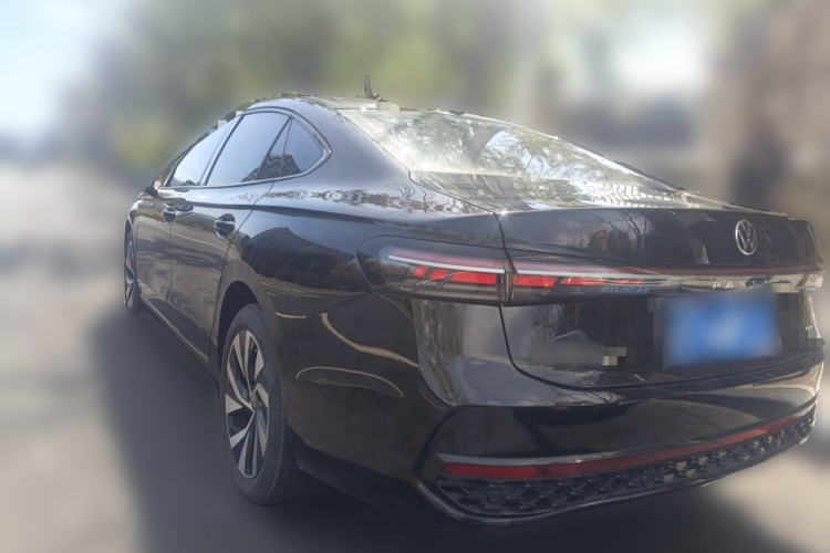 Used Volkswagen Passat 2025 Pro 380TSI Starry Dragon Edition Rear Left 45 Deg