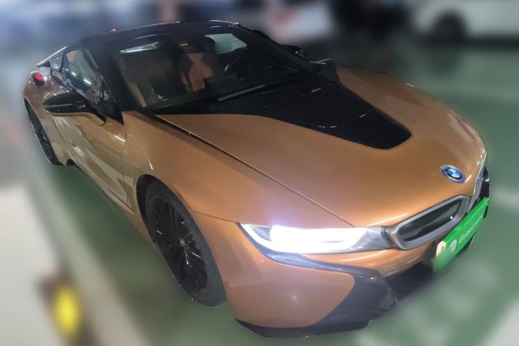 Used BMW i8 2019 Convertible Sports Car

