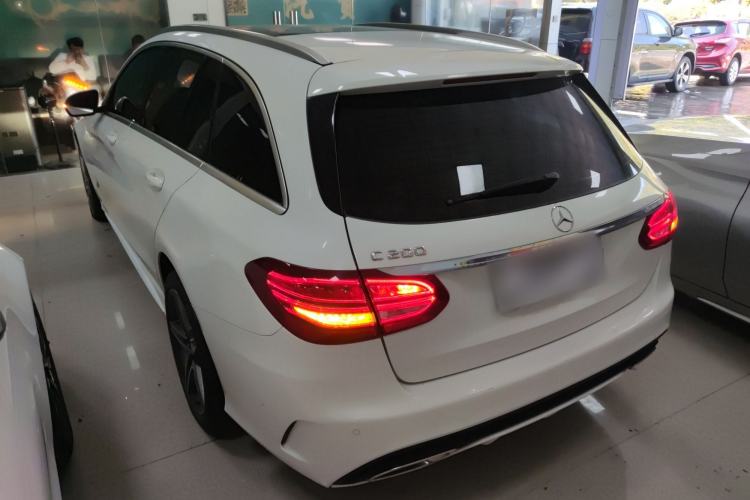 Used Mercedes-Benz C-Class 2015 C 200 station wagon
