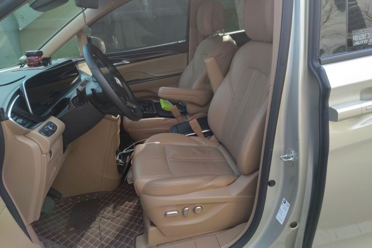 Used Buick GL8 2021 ES Land Cruiser 653T Luxury Edition
