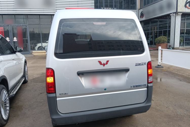 Used Wuling Zhiguang 2023 1.5L Practical Version 5/7 Seats