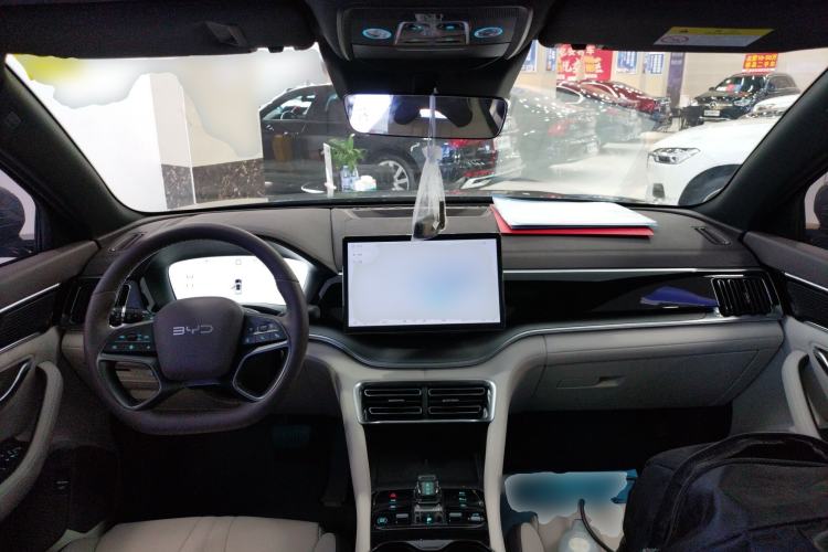 Used BYD Song PLUS New Energy 2025 EV Intelligent Driving Edition 520km Luxury Model
