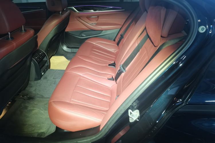 Used BMW 5 Series 2019 530Li Leading Model M Sport Package
