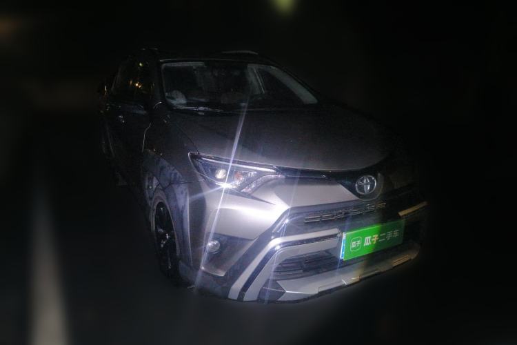 Used Toyota RAV4 2019 2.0L CVT Two-Wheel Drive Fashion X Limited Edition China VI Standard