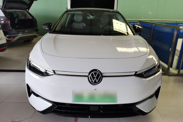 Used Volkswagen ID.7 VIZZION 2024 AIR model Front