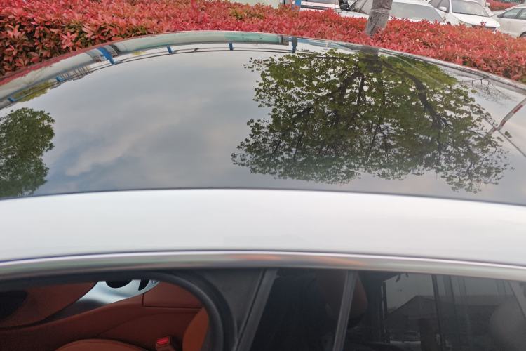 Used ORA Lightning Cat 2022 555 km Luxury Edition Roof