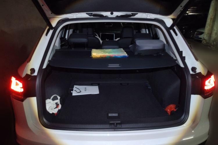 Used Volkswagen Tayron 2023 280TSI Two-Wheel-Drive Luxury Plus Advanced Version Trunk