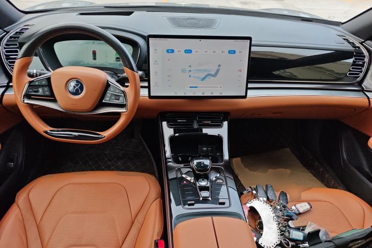 Used BYD Han 2022 EV Genesis Edition 715KM Front-Wheel-Drive Prestige Model
