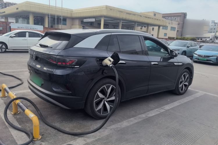 Used Volkswagen ID.4 CROZZ 2021 Long-Range PRO Two-Wheel Drive Version