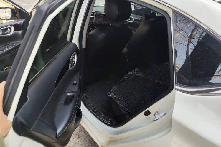 Used Nissan Sylphy 2021 Classic 1.6XL CVT Luxury Edition Left Rear Seat