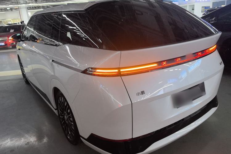 Used XPeng X9 2025 740 Ultra-Long Range Max
