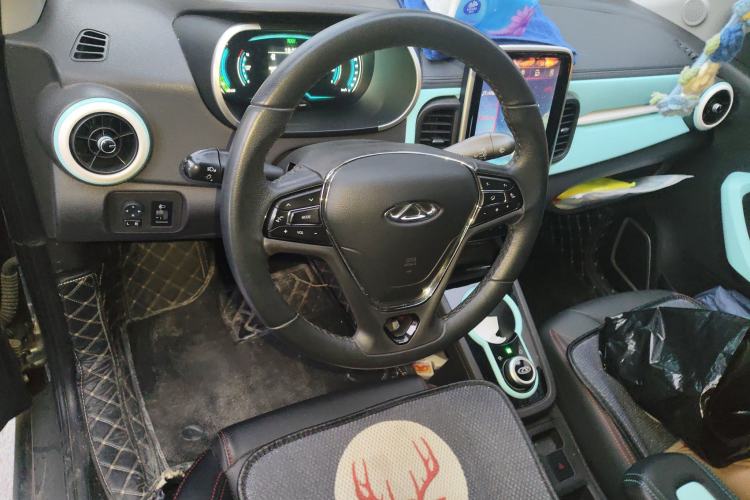 Used Chery Little Ant 2021 200 000-Yuan Ant Fan Edition Energized Version Lithium Iron Phosphate 301 km Center Console