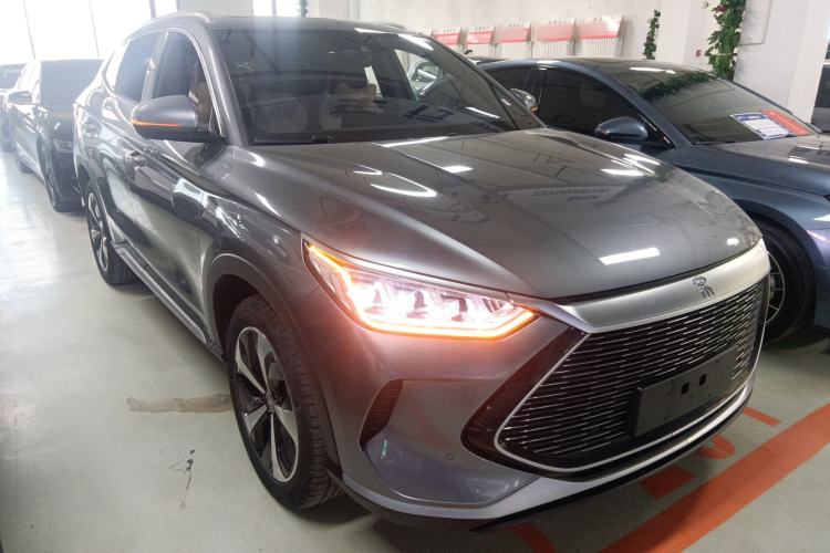 Used BYD Song PLUS New Energy 2021 DM-i 110KM Flagship Model Front Right 45 Deg