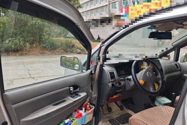 Used Dongfeng Shuaike 2011 1.6L Manual Luxury 7-Seater