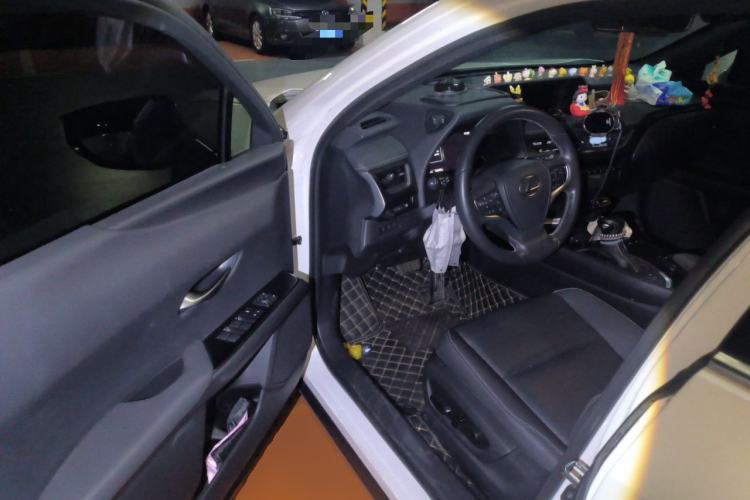 Used Lexus UX 2020 260h Explore & Adventure Edition