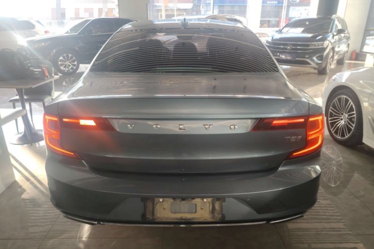 Used Volvo S90 2020 Facelifted T5 Zhiyi Luxury Edition
