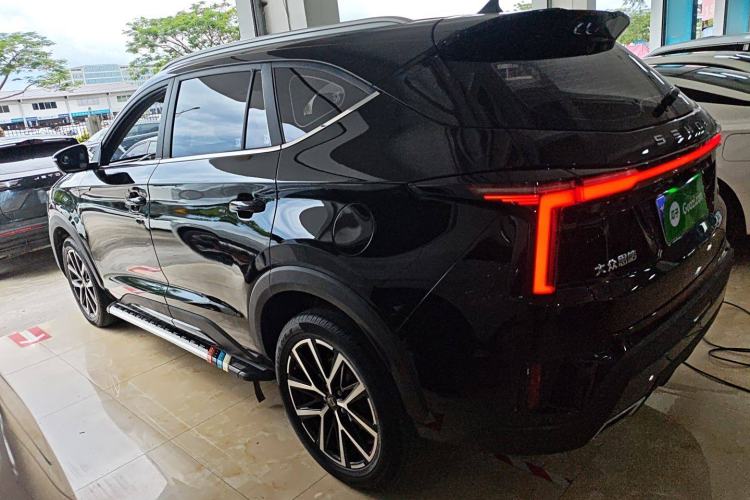 Used SOL X8 PLUS 2023 1.5 TGDI DCT Smart Home Edition 7-Seater