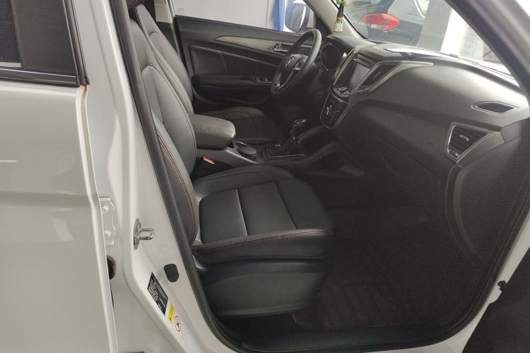 Used CHANGAN CS75 2016 1.8T Automatic Elite Model China V Standard
