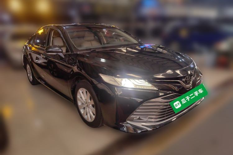 Used Toyota Camry 2018 2.0G Luxury Edition Front Right 45 Deg