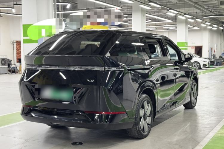 Used XPeng X9 2024 702 Ultra-Long Range Max