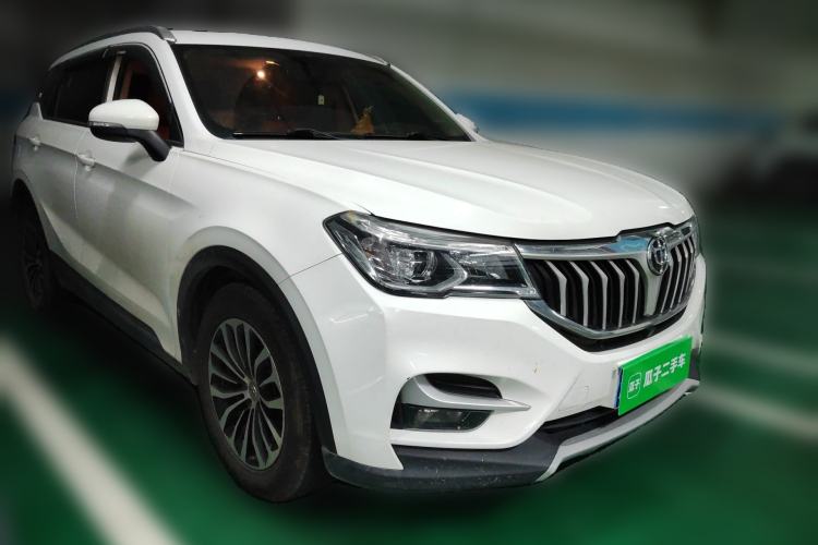 Used Brilliance V6 2018 1.5T Automatic Luxury Model Front Right 45 Deg