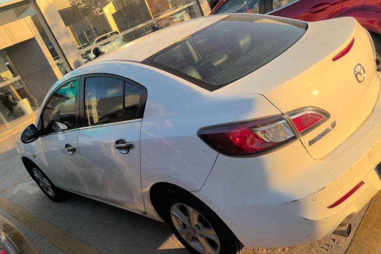 Used Mazda Mazda 3 2013 Sedan 1.6L Automatic Elite Model
