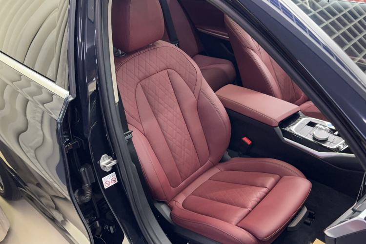 Used BMW i3 2024 eDrive 35 L Right Front Seat