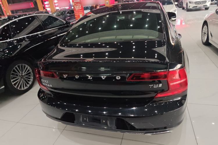 Used Volvo S90 2020 T5 Zhiyi Luxury Edition